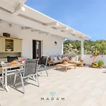 White Apartman