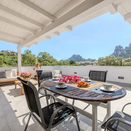 White Apartamento San Pantaleo