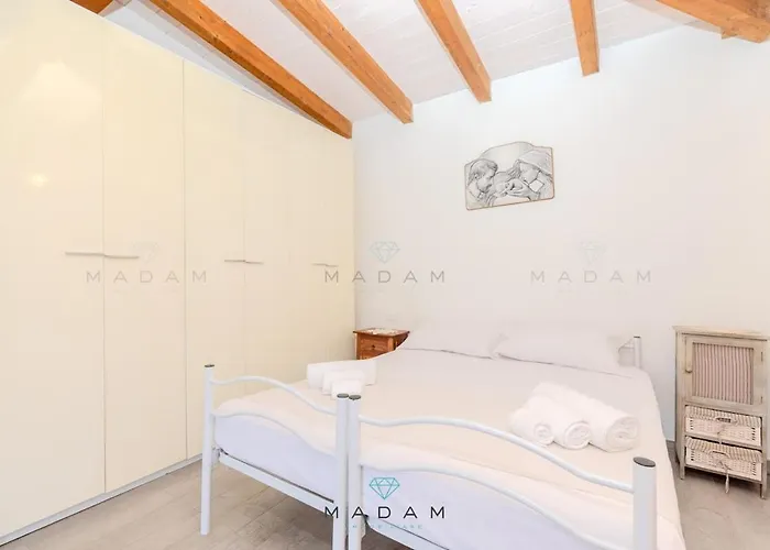 Apartment White Olbia